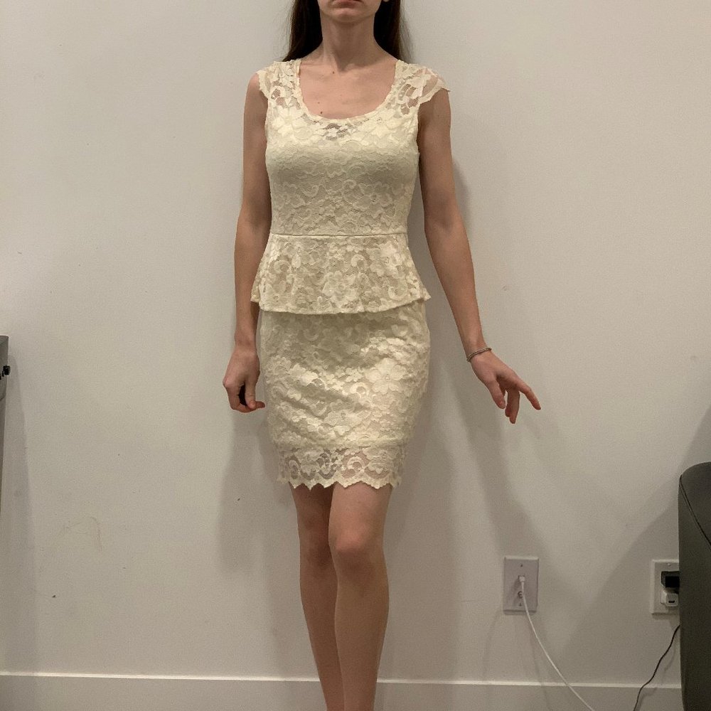 Ali & Kris Sexy Lace Dress Size M